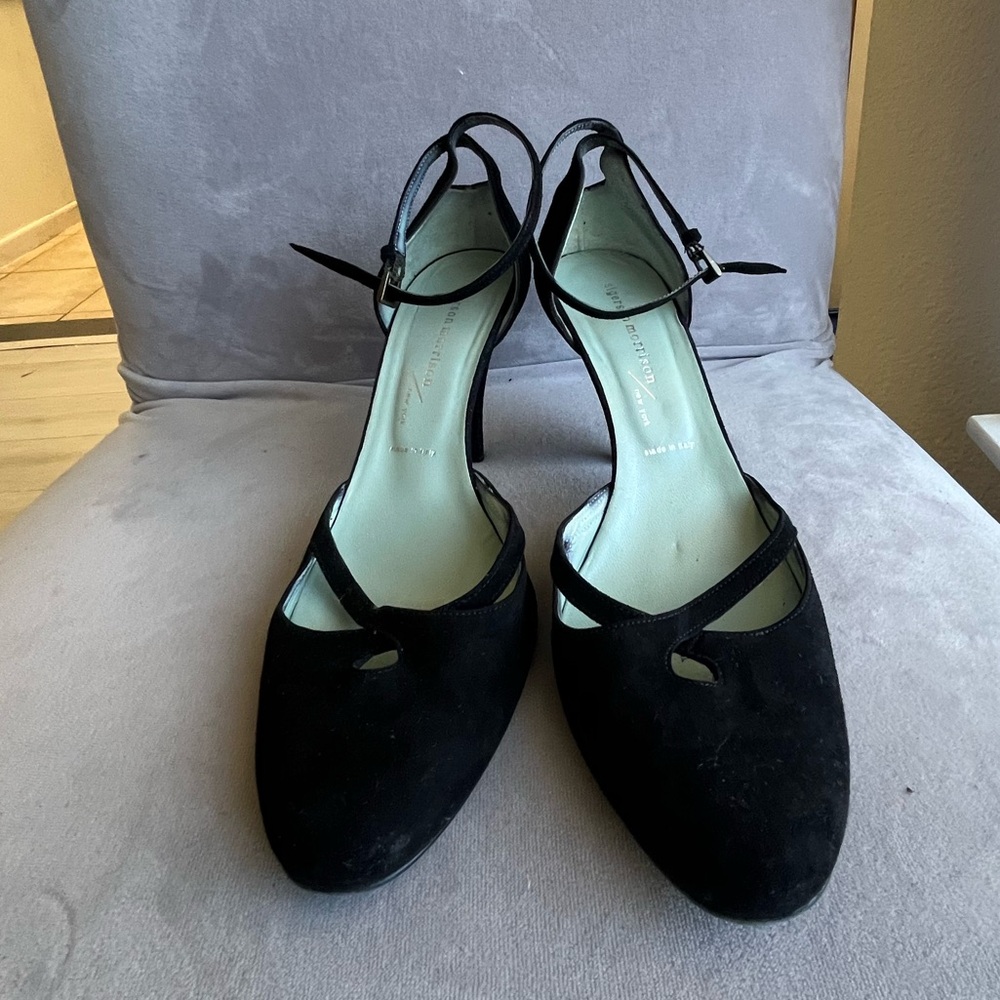 90's Sigerson Morrison Black Pointed Heels Size 9